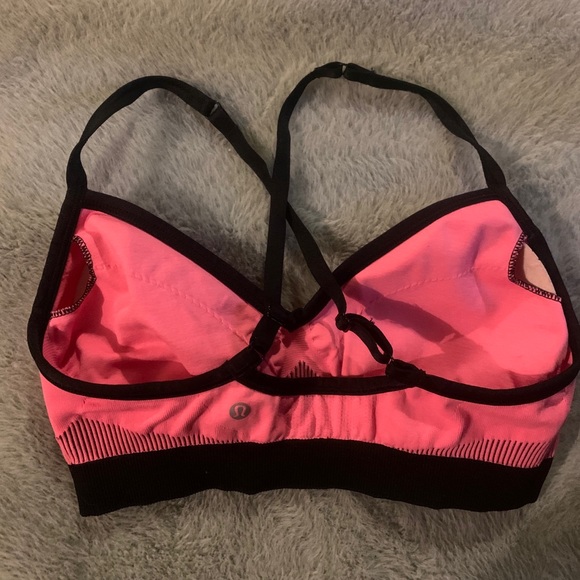 Lululemon Pink sports bra size:6 - Picture 4 of 4